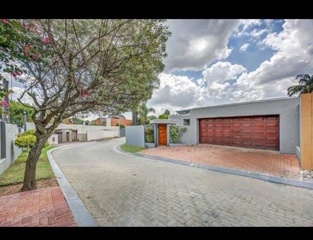 3 BEDROOM HOUSE FOR SALE IN SUNNINGHILL